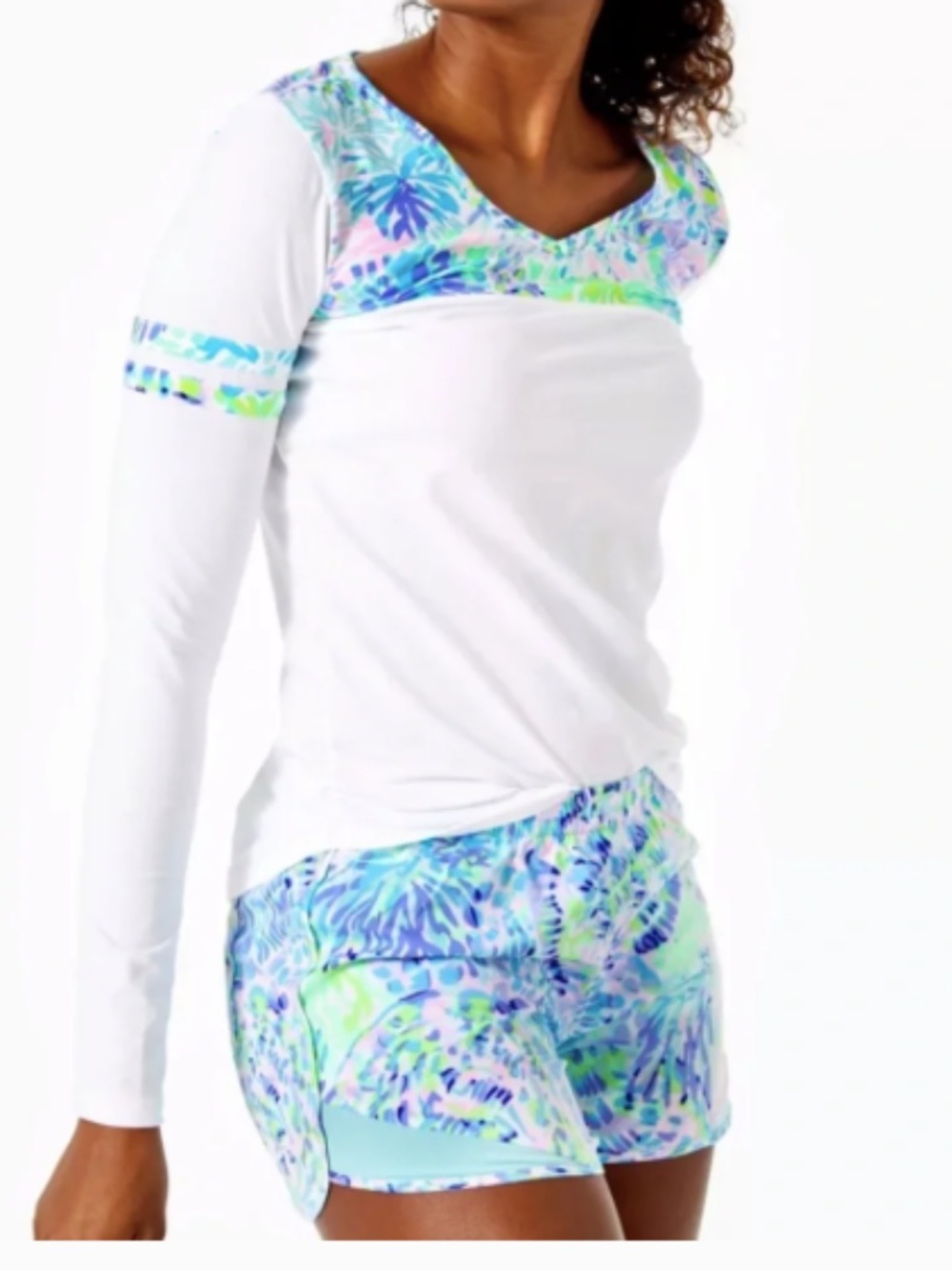 EUC Lilly Pulitzer Luxletic Ocean Trail Shorts - Shell of A Party - Large